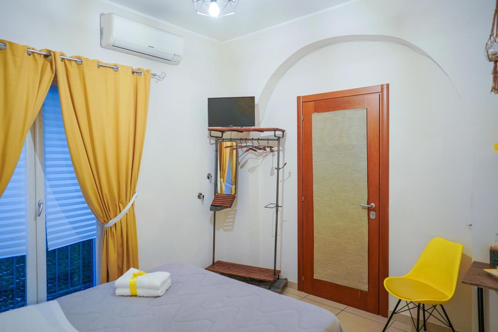 Bed and Breakfast Duomo Street Neapel Exterior foto